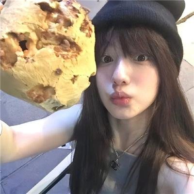 水中的女人